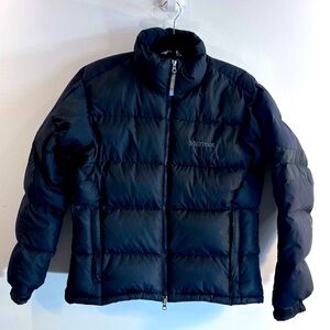 MARMOT 700 Fill Sz M Puffer Coat Elastic Cuffs Pockets Longer Back Jacket